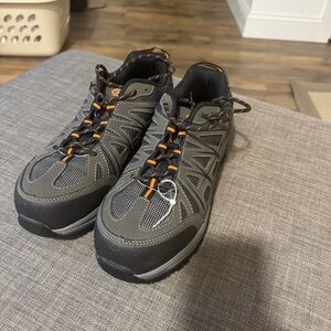 Nautilus men’s safety toe work shoes slip and oil resistant sz 8.5 new no tag